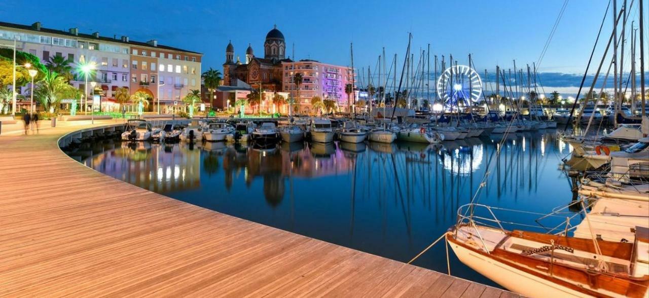 Nouveau F2 Calme Coeur De Ville 1Min De La Plage Saint-Raphaël Екстериор снимка